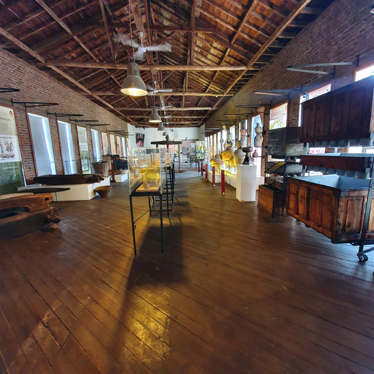 Zeytinyağı Müzesi (Küçükkuyu)